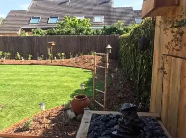 5C3B35C4-FDF9-47EF-913D-847B2F76E371 - 