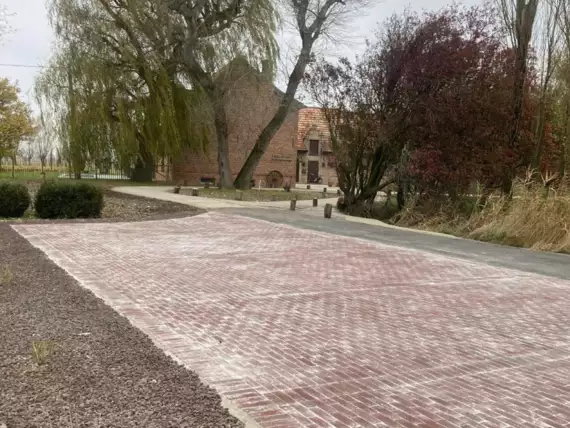 2D701391-0F1E-47D1-A850-6C588937387F - Verharding klei klinkers WIENERBERGER waterdoorlatend